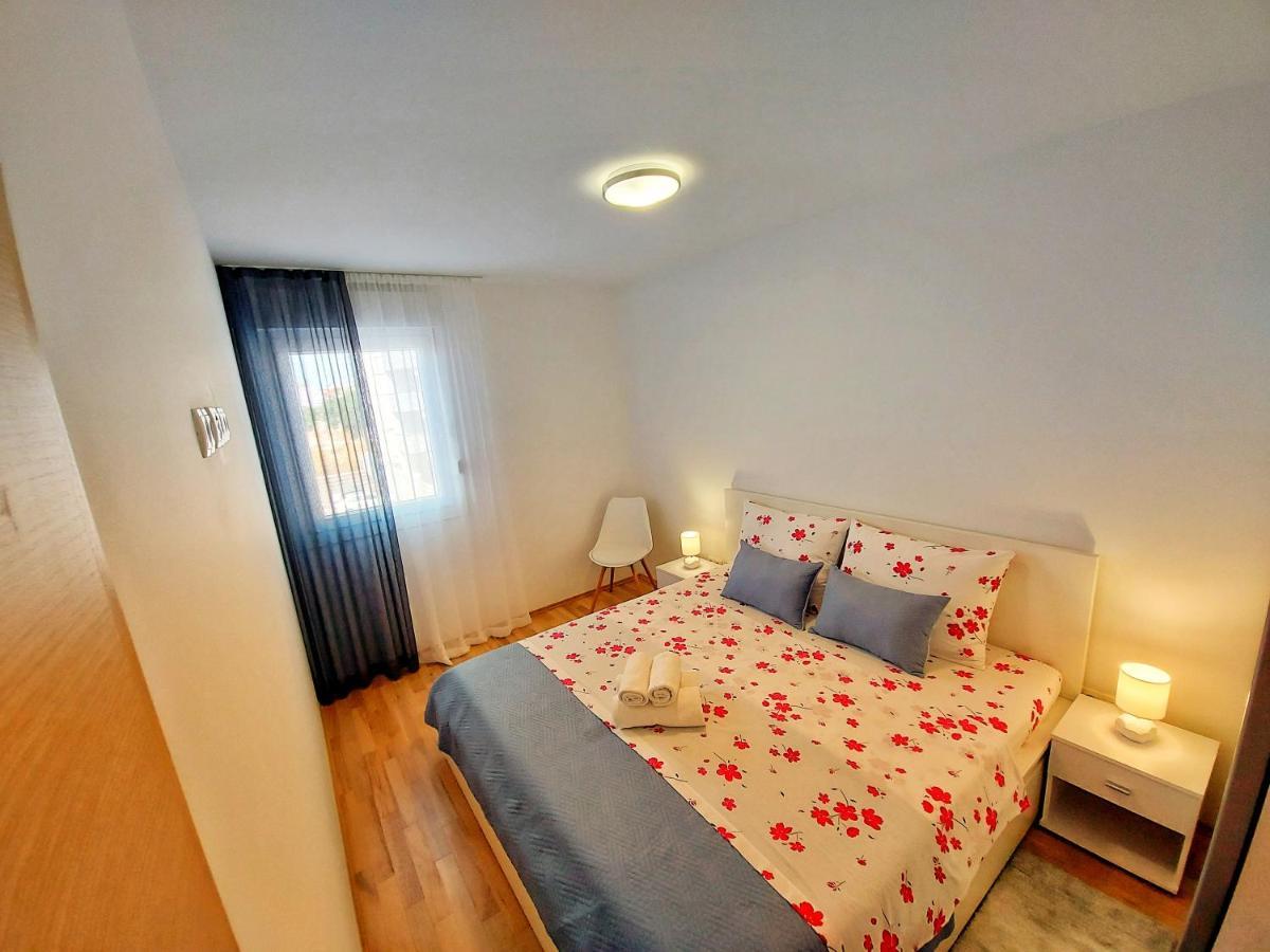 Tusculum Apartment ソリン エクステリア 写真