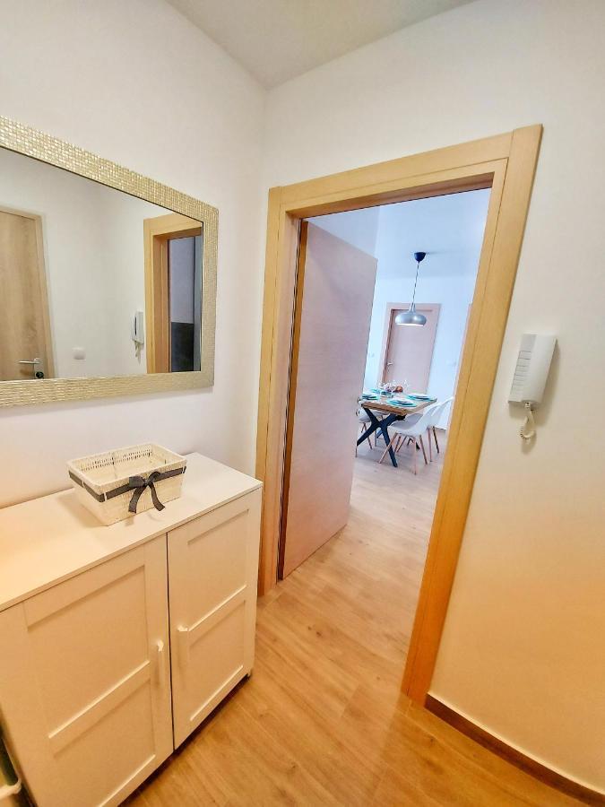 Tusculum Apartment ソリン エクステリア 写真