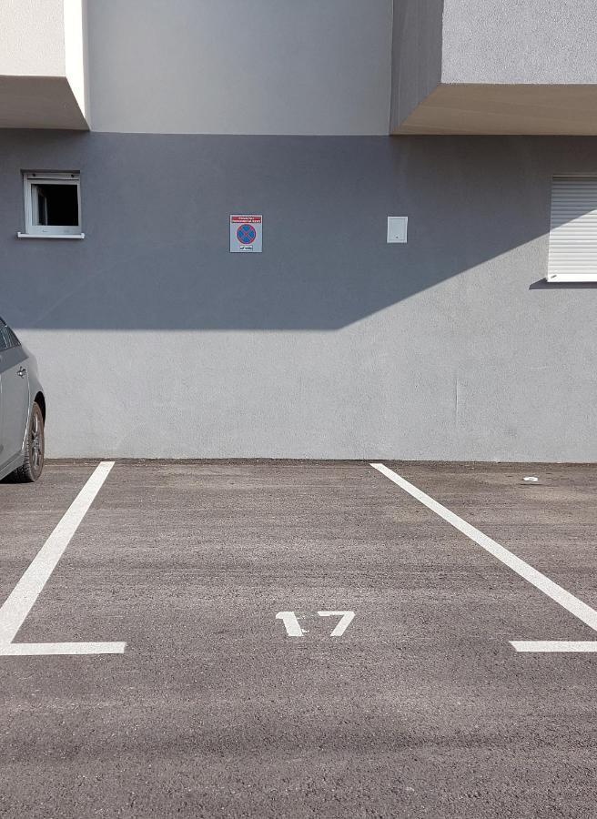 Tusculum Apartment ソリン エクステリア 写真